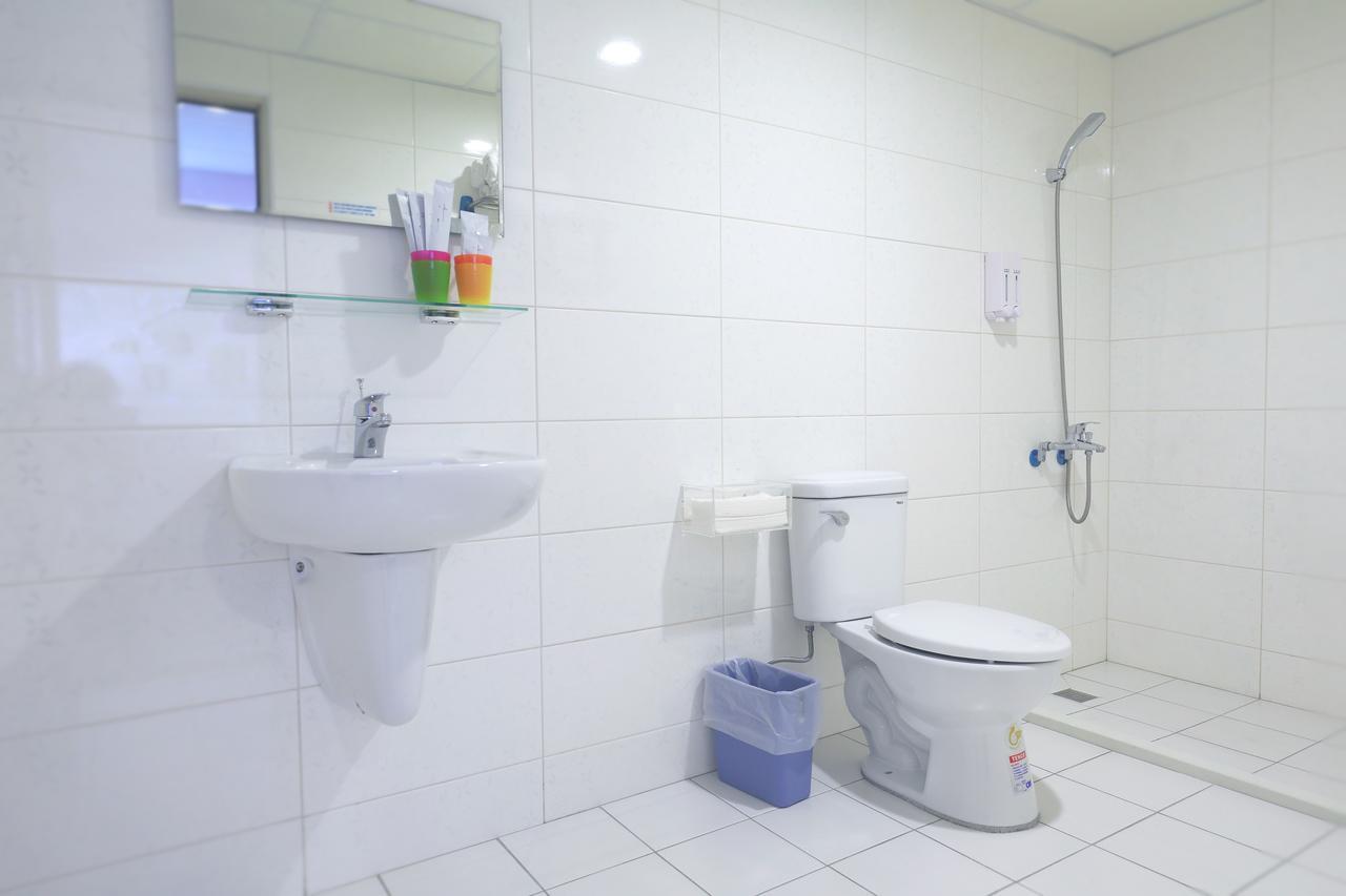 Good Fit Homestay Йонгканг Екстериор снимка
